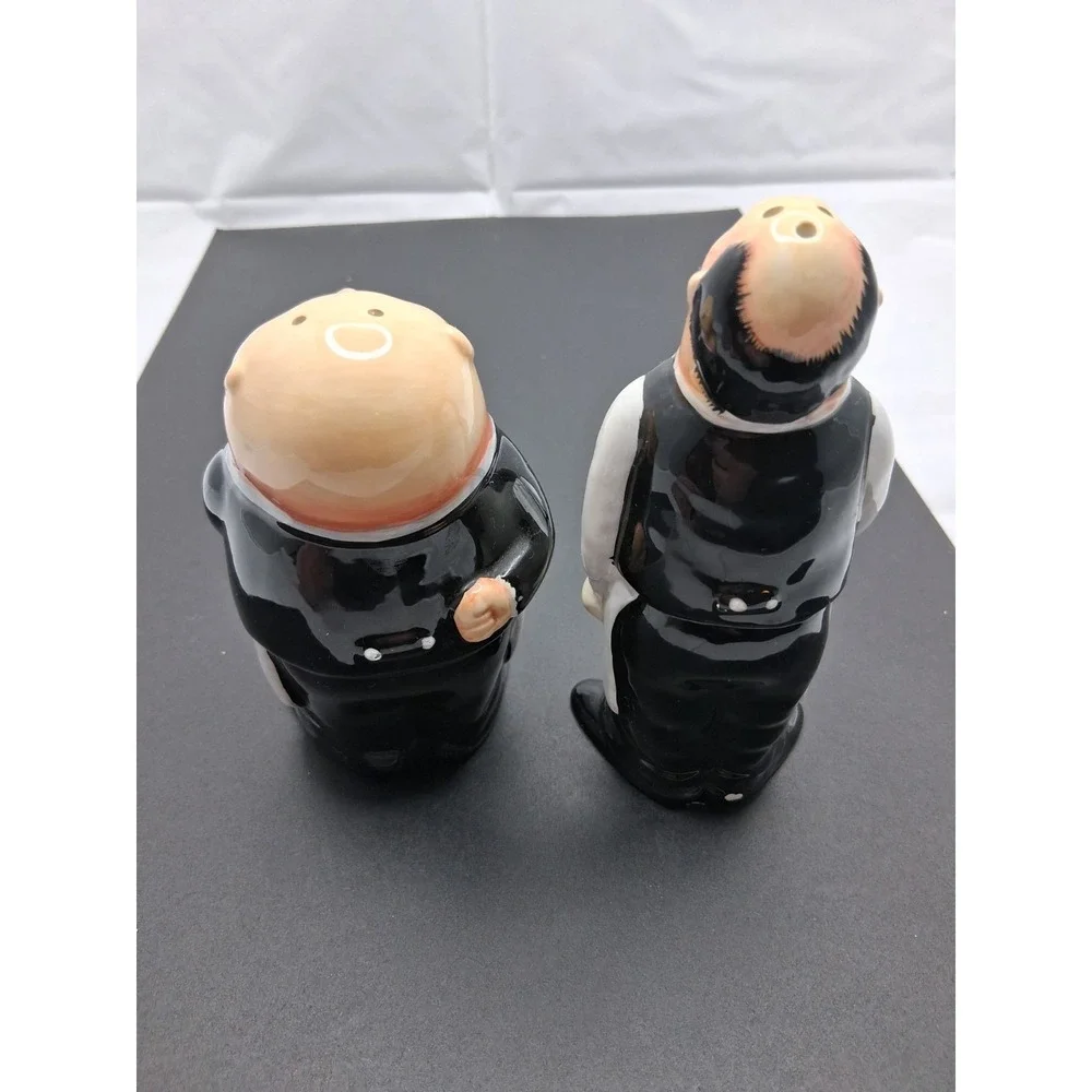 Vintage CIC Chef Figurines Pair Salt Pepper Shakers China Restaurant Decor